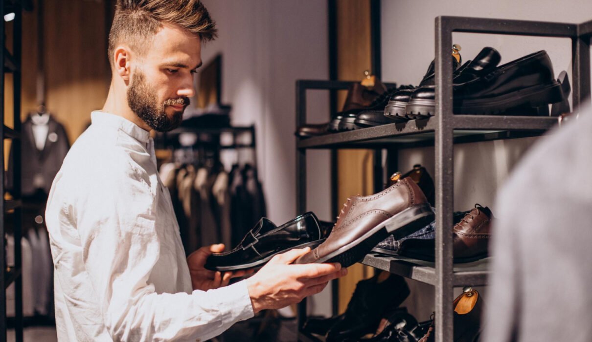 How to Choose the Right Shoes Online