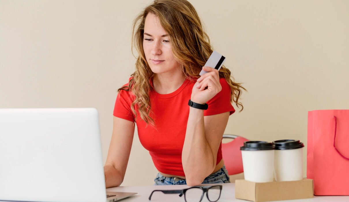 How to Compare Prices Before Buying Online