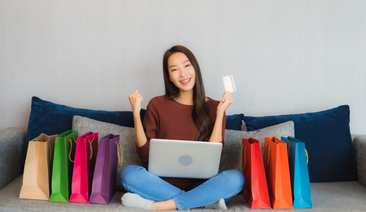 Top 10 Online Shopping Tips to Save Money